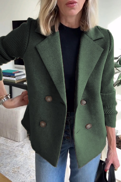 Eleganter Blazer mit gestrickten Ärmeln