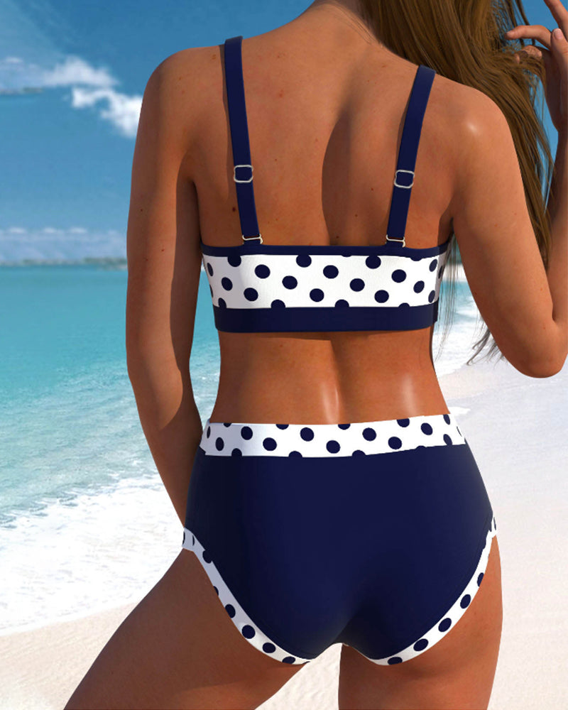 Lisbet - Hochgeschnittener Patchwork-Bikini mit Punkten