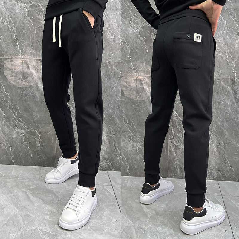 Hochelastische Herren Sweatpants mit Kordelzug