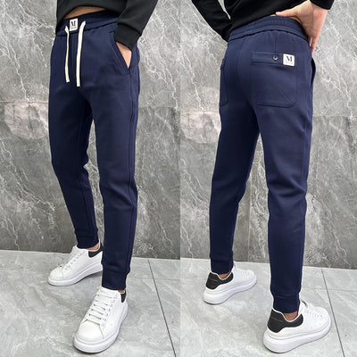 Hochelastische Herren Sweatpants mit Kordelzug