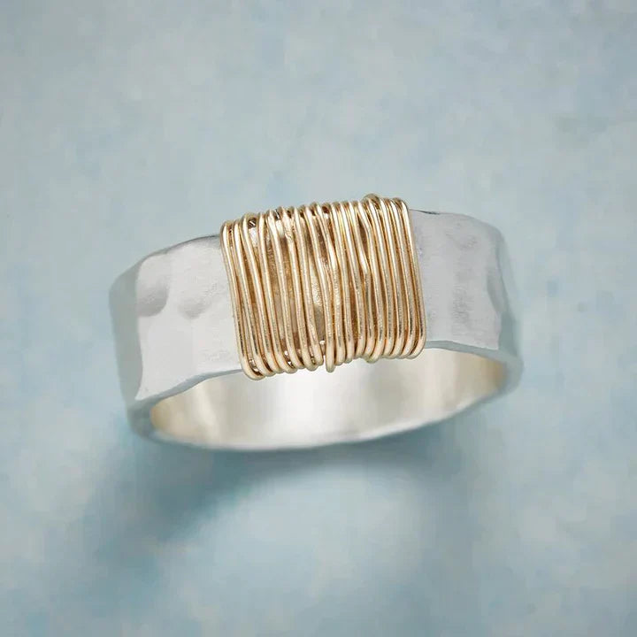 Zoë Vintage Goldfarbener Draht-Ring