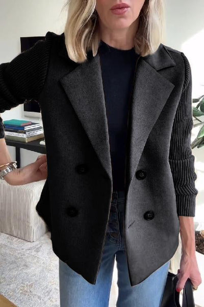 Eleganter Blazer mit gestrickten Ärmeln